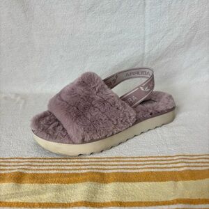UGG Koolaburra Purple Slippers Plush Slingback